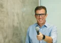 Jornalista e escritor Fernando Beteti será palestrante da Imersão Health Alphaville, em SP