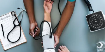 Médico revela o segredo para combater doenças crônicas