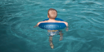 Afogamento infantil