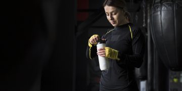 Creatina: como escolher a melhor e quais os benefícios que vão além da força