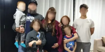família condenada covid-19 multa
